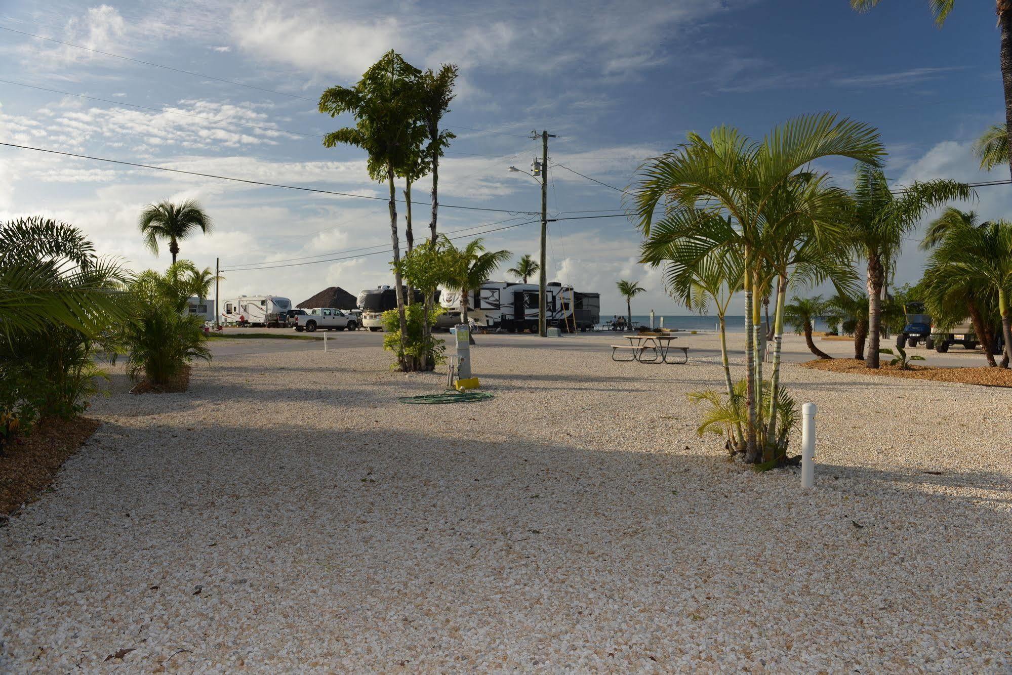Fiesta Key Rv Resort Premium Room 1 Layton Exterior photo
