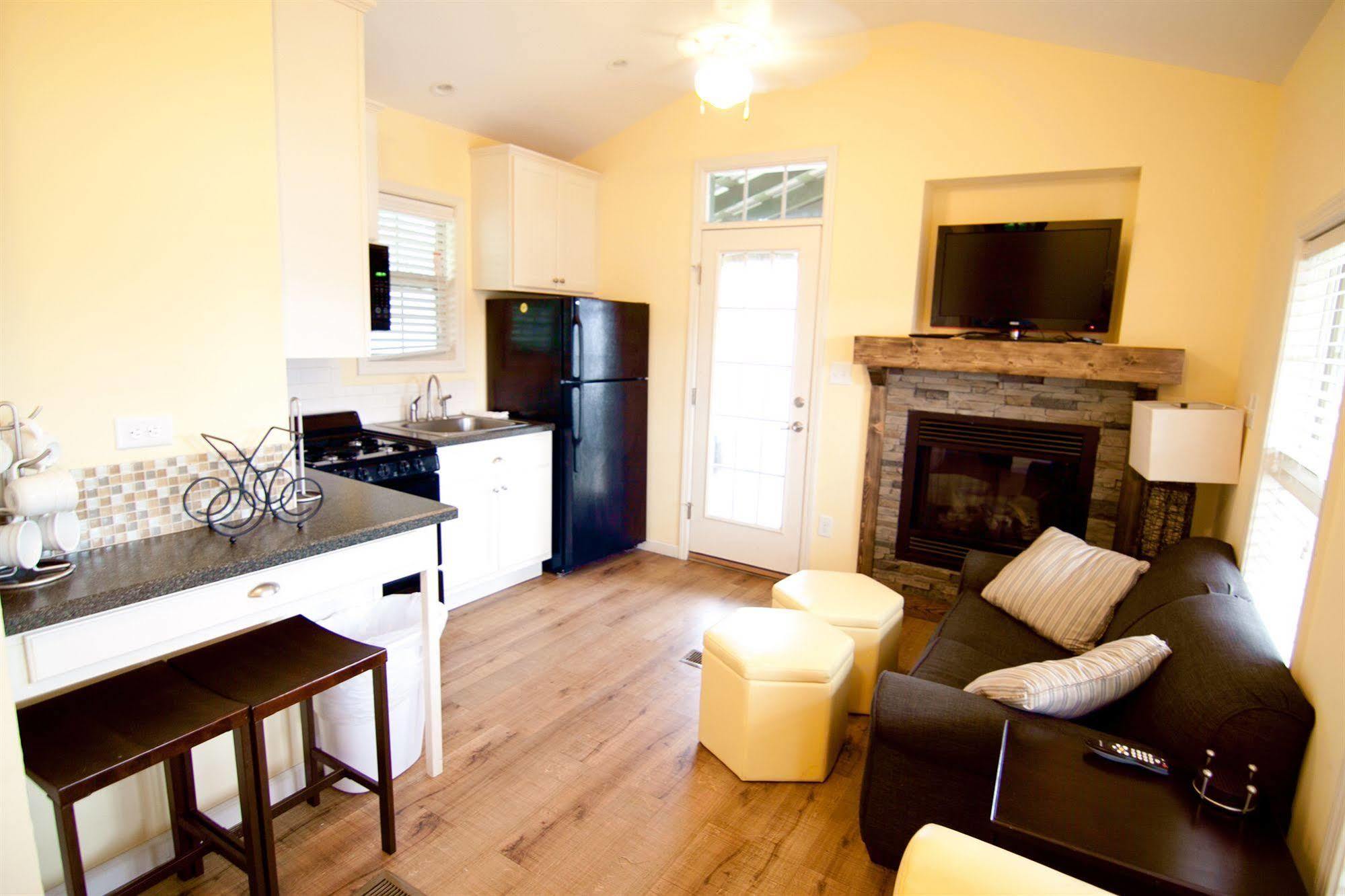 Fiesta Key Rv Resort Premium Room 1 Layton Exterior photo