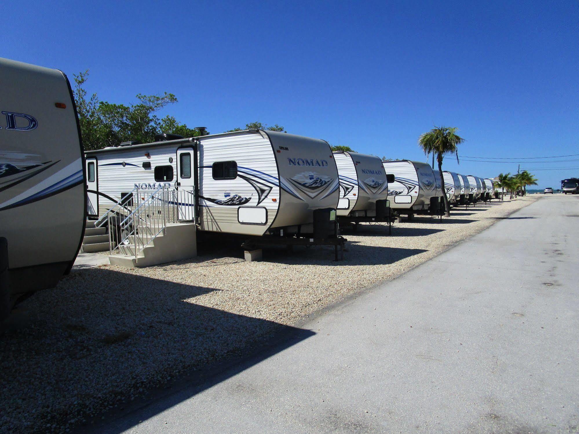 Fiesta Key Rv Resort Premium Room 1 Layton Exterior photo