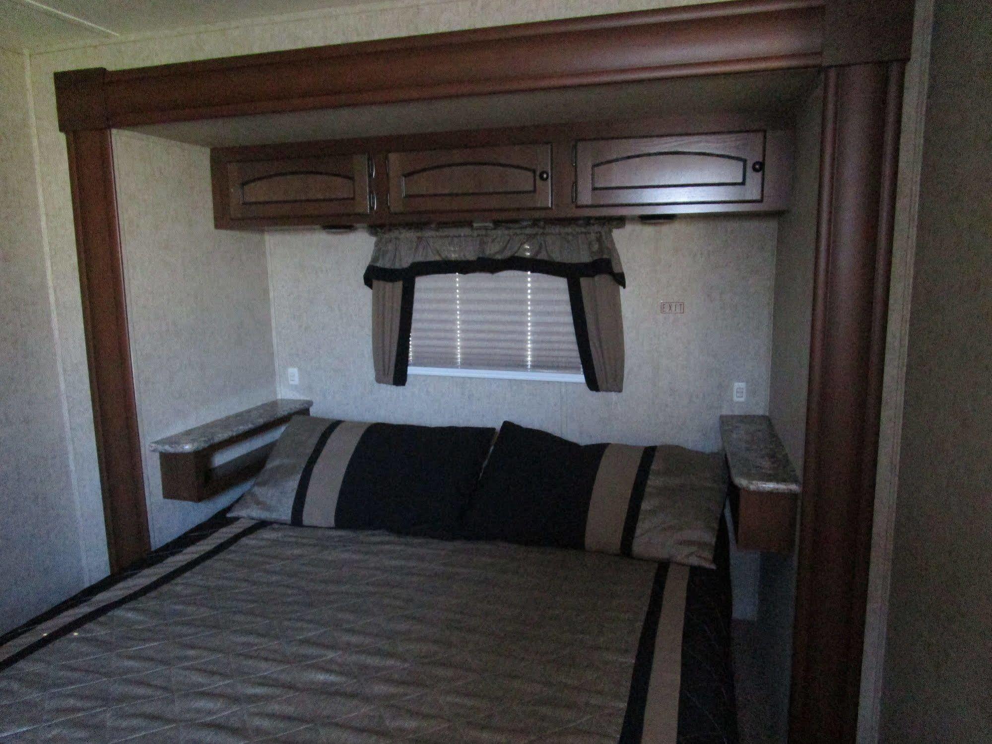 Fiesta Key Rv Resort Premium Room 1 Layton Exterior photo